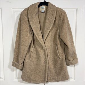TravelSmith Women's Cozy Beige Teddy Jacket Size L Button Closure Pockets